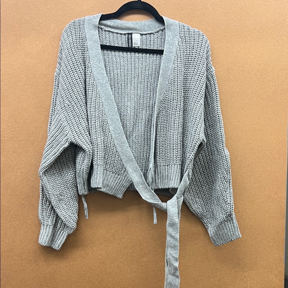 H&M Light Gray Women's Cardigan Sweater